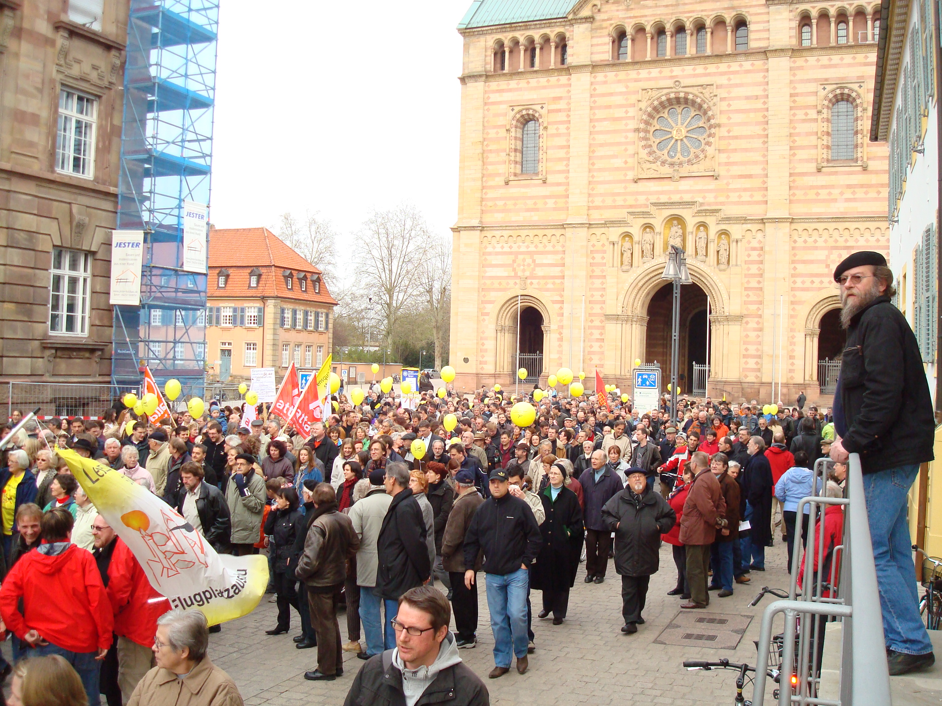 3. Demo  4.4.8 gegen Lärm, Lebensgefahr, Naturzerstörung